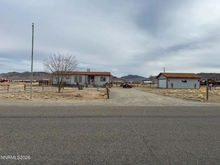 48 Bybee, Yerington, Nevada 89447, 3 Bedrooms Bedrooms, ,2 BathroomsBathrooms,Residential,Residential,Bybee,260001687
