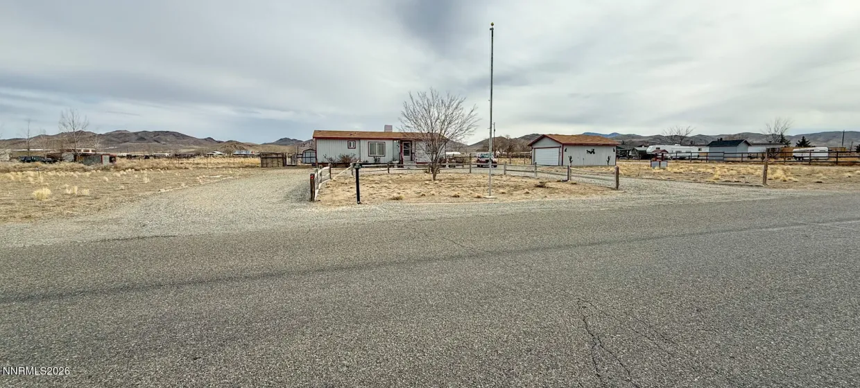 48 Bybee, Yerington, Nevada 89447, 3 Bedrooms Bedrooms, ,2 BathroomsBathrooms,Residential,Residential,Bybee,260001687