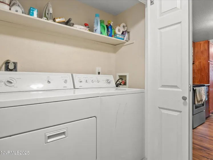 3230 Wedekind, Sparks, Nevada 89431, 2 Bedrooms Bedrooms, ,3 BathroomsBathrooms,Residential,Residential,Wedekind,260001691