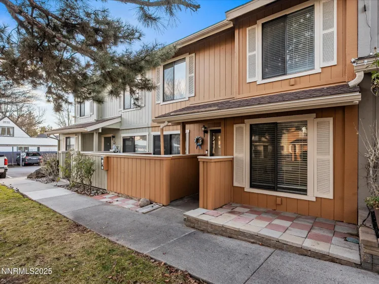 3230 Wedekind, Sparks, Nevada 89431, 2 Bedrooms Bedrooms, ,3 BathroomsBathrooms,Residential,Residential,Wedekind,260001691