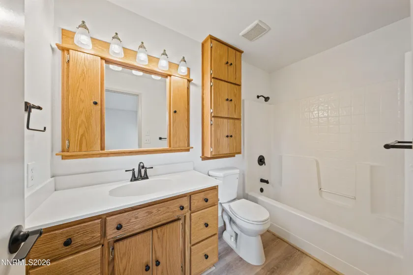 8651 Beechcraft, Reno, Nevada 89506, 4 Bedrooms Bedrooms, ,2 BathroomsBathrooms,Residential,Residential,Beechcraft,260001692