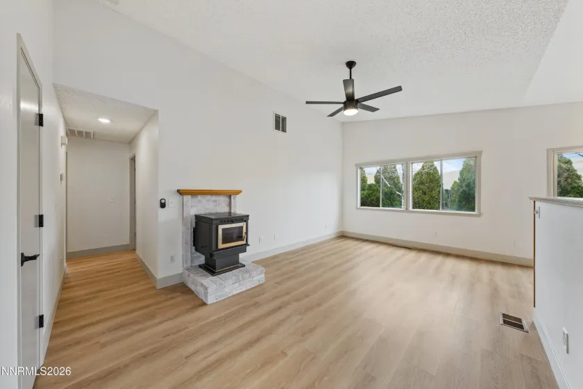 8651 Beechcraft, Reno, Nevada 89506, 4 Bedrooms Bedrooms, ,2 BathroomsBathrooms,Residential,Residential,Beechcraft,260001692