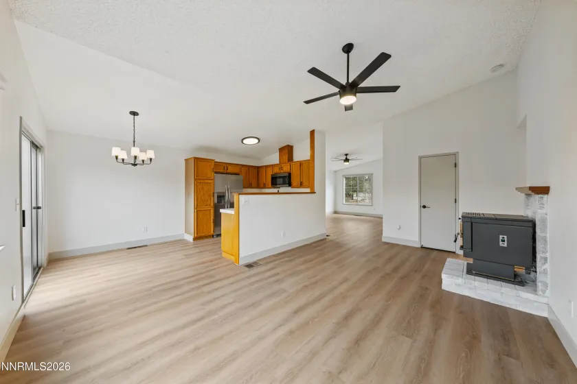 8651 Beechcraft, Reno, Nevada 89506, 4 Bedrooms Bedrooms, ,2 BathroomsBathrooms,Residential,Residential,Beechcraft,260001692