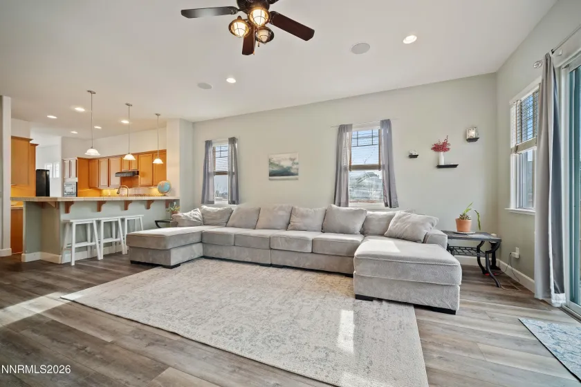 1064 Rancho Mirage, Sparks, Nevada 89436, 3 Bedrooms Bedrooms, ,3 BathroomsBathrooms,Residential,Residential,Rancho Mirage,260001693