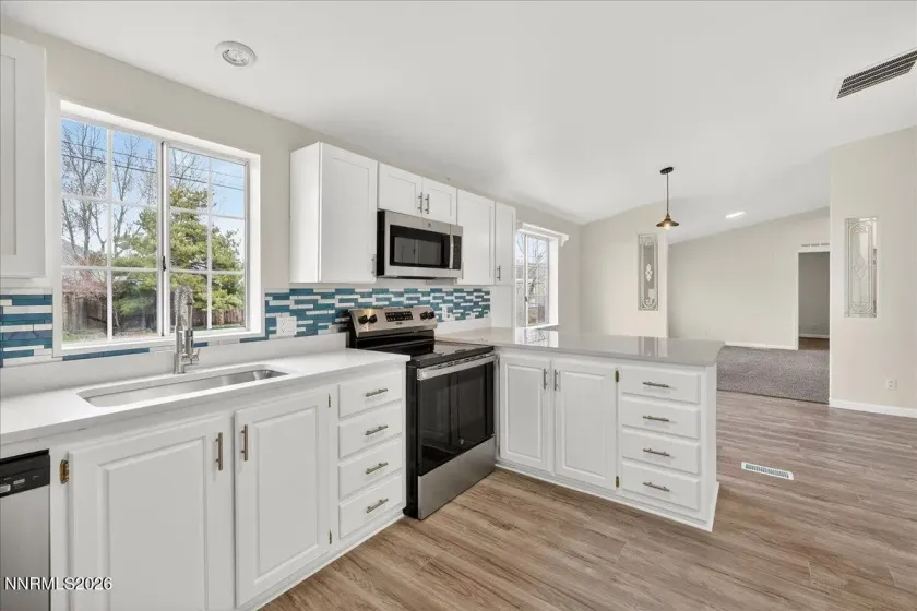 5085 Bobolink, Reno, Nevada 89508, 4 Bedrooms Bedrooms, ,2 BathroomsBathrooms,Residential,Residential,Bobolink,260001695