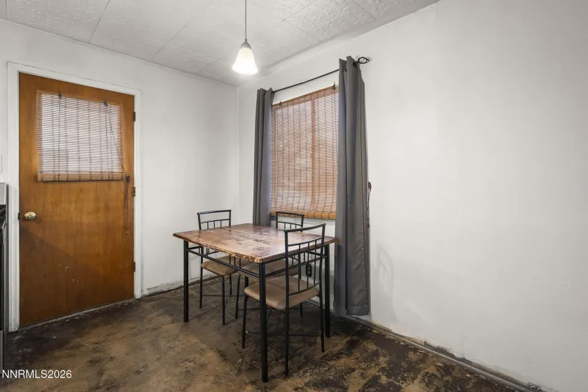 355 York, Sparks, Nevada 89431, 4 Bedrooms Bedrooms, ,2 BathroomsBathrooms,Residential,Residential,York,260001697