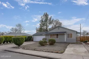 355 York, Sparks, Nevada 89431, 4 Bedrooms Bedrooms, ,2 BathroomsBathrooms,Residential,Residential,York,260001697