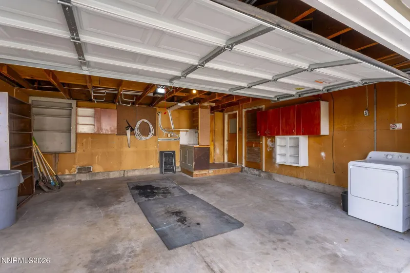 355 York, Sparks, Nevada 89431, 4 Bedrooms Bedrooms, ,2 BathroomsBathrooms,Residential,Residential,York,260001697