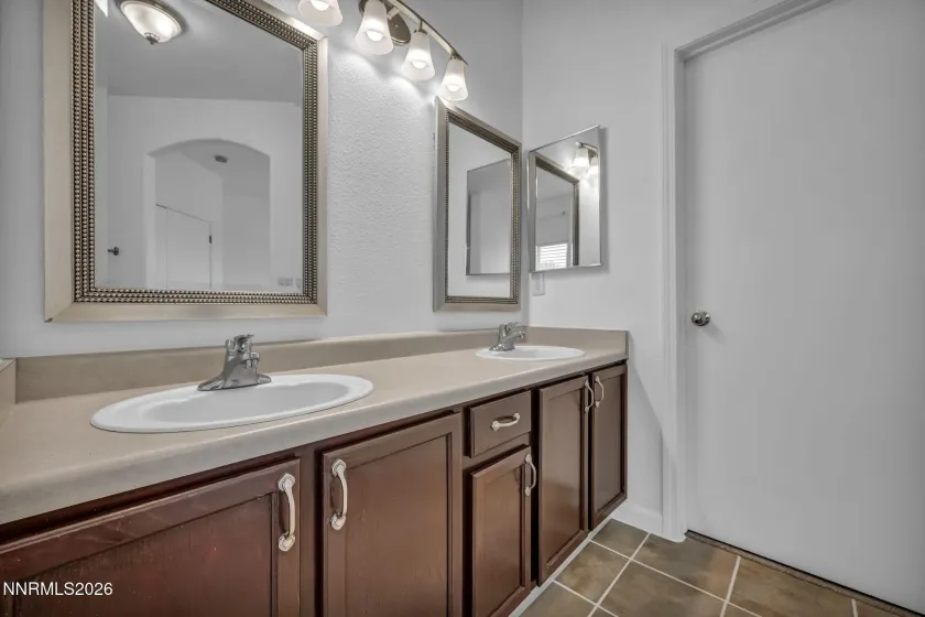 9470 Stoney Creek, Reno, Nevada 89506, 4 Bedrooms Bedrooms, ,3 BathroomsBathrooms,Residential,Residential,Stoney Creek,260001703