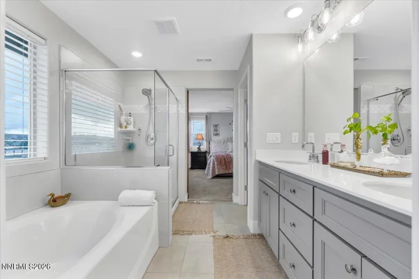 3176 Shimmer, Reno, Nevada 89506, 4 Bedrooms Bedrooms, ,3 BathroomsBathrooms,Residential,Residential,Shimmer,260001710