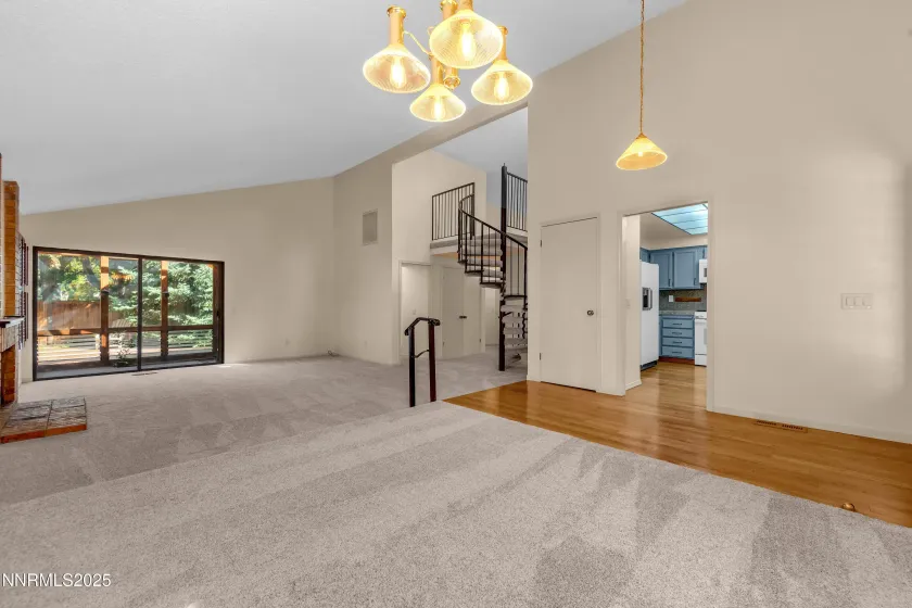 320 Riverview, Reno, Nevada 89509, 3 Bedrooms Bedrooms, ,2 BathroomsBathrooms,Residential,Residential,Riverview,250056899