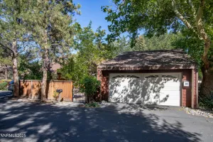 320 Riverview, Reno, Nevada 89509, 3 Bedrooms Bedrooms, ,2 BathroomsBathrooms,Residential,Residential,Riverview,250056899
