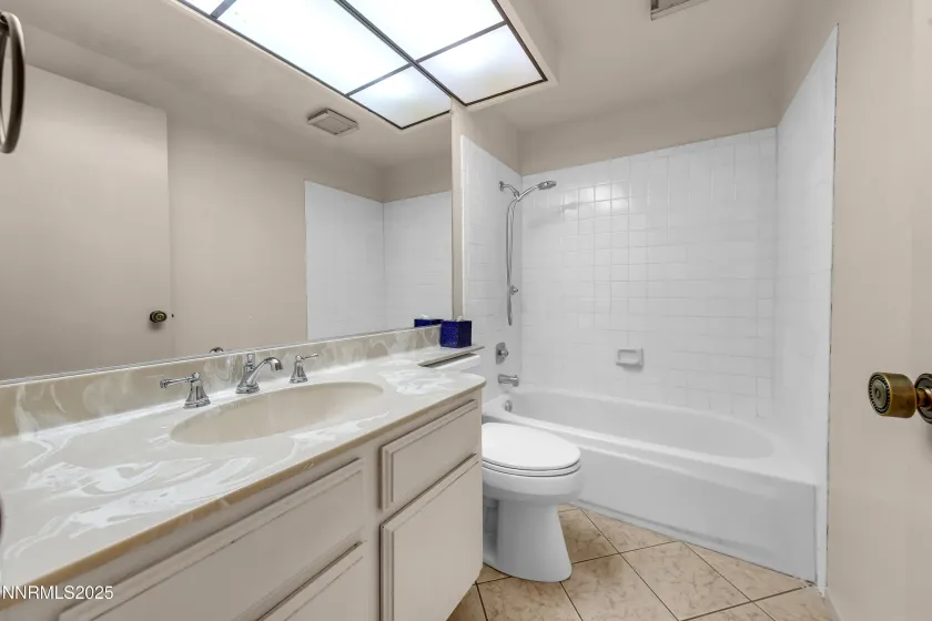 320 Riverview, Reno, Nevada 89509, 3 Bedrooms Bedrooms, ,2 BathroomsBathrooms,Residential,Residential,Riverview,250056899