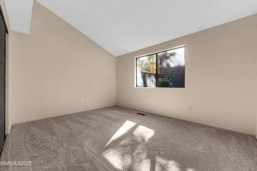 320 Riverview, Reno, Nevada 89509, 3 Bedrooms Bedrooms, ,2 BathroomsBathrooms,Residential,Residential,Riverview,250056899