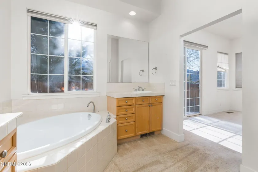 4978 Fall Creek, Reno, Nevada 89519, 4 Bedrooms Bedrooms, ,3 BathroomsBathrooms,Residential,Residential,Fall Creek,260001711