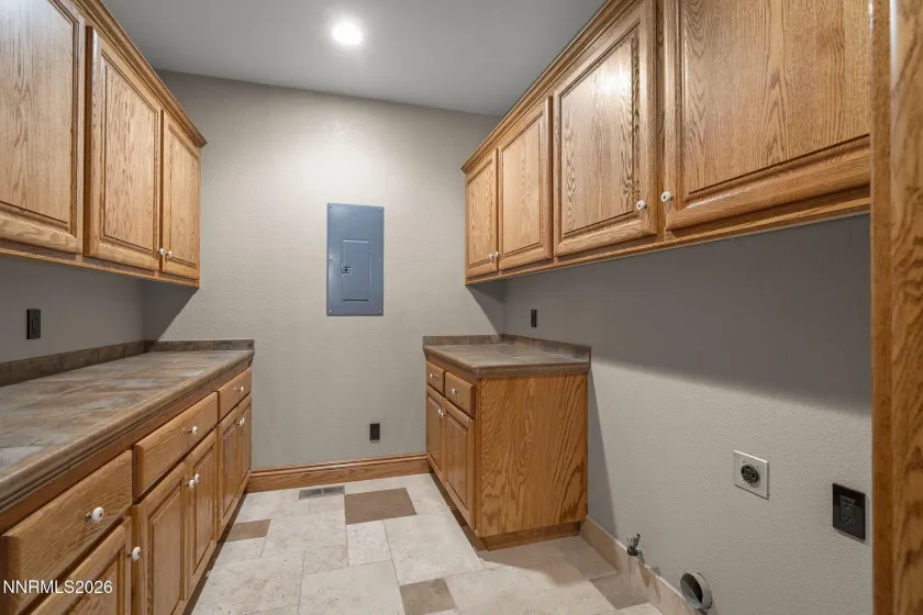 220 Sheridan Creek, Gardnerville, Nevada 89460, 5 Bedrooms Bedrooms, ,4 BathroomsBathrooms,Residential,Residential,Sheridan Creek,260001717