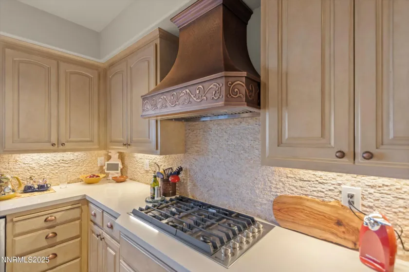 2966 Eagle Rock, Reno, Nevada 89511, 5 Bedrooms Bedrooms, ,5 BathroomsBathrooms,Residential,Residential,Eagle Rock,250057140