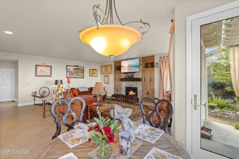 2966 Eagle Rock, Reno, Nevada 89511, 5 Bedrooms Bedrooms, ,5 BathroomsBathrooms,Residential,Residential,Eagle Rock,250057140