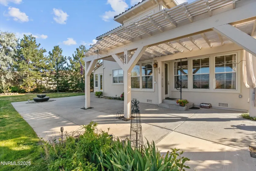 2966 Eagle Rock, Reno, Nevada 89511, 5 Bedrooms Bedrooms, ,5 BathroomsBathrooms,Residential,Residential,Eagle Rock,250057140