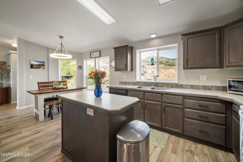 13705 Red Rock, Reno, Nevada 89508, 3 Bedrooms Bedrooms, ,2 BathroomsBathrooms,Residential,Residential,Red Rock,260001723