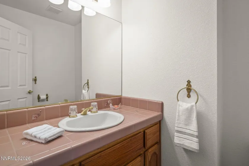 1636 Mackland, Minden, Nevada 89423, 3 Bedrooms Bedrooms, ,3 BathroomsBathrooms,Residential,Residential,Mackland,260001727