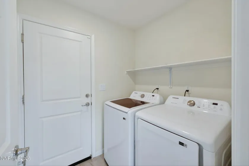 8960 Wolf River, Reno, Nevada 89506, 3 Bedrooms Bedrooms, ,3 BathroomsBathrooms,Residential,Residential,Wolf River,260001728