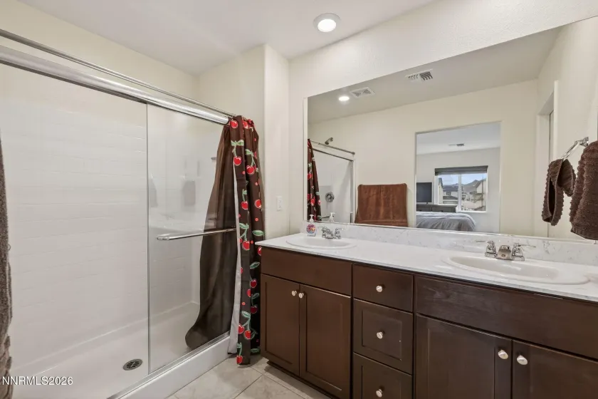 8960 Wolf River, Reno, Nevada 89506, 3 Bedrooms Bedrooms, ,3 BathroomsBathrooms,Residential,Residential,Wolf River,260001728