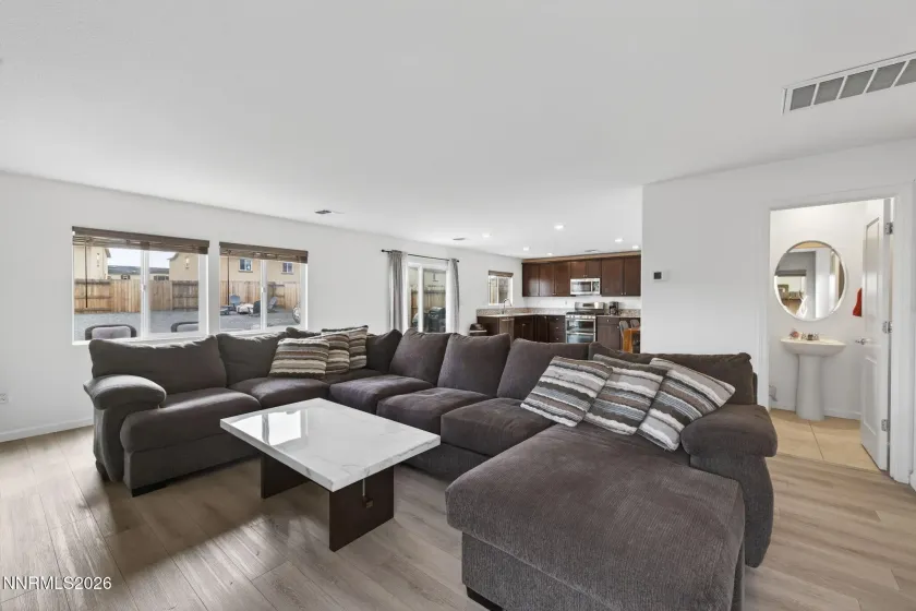 8960 Wolf River, Reno, Nevada 89506, 3 Bedrooms Bedrooms, ,3 BathroomsBathrooms,Residential,Residential,Wolf River,260001728