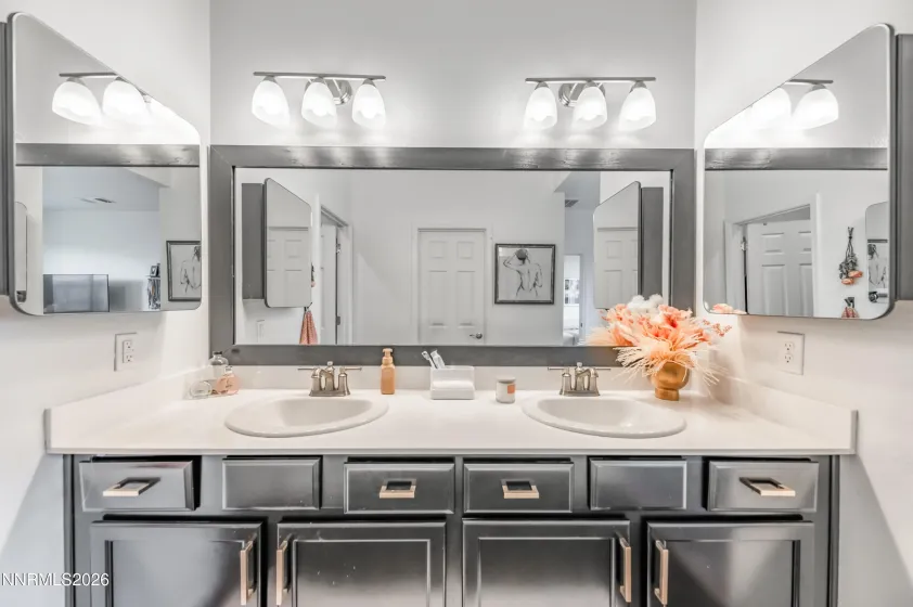 6443 June Bug, Sparks, Nevada 89436, 3 Bedrooms Bedrooms, ,2 BathroomsBathrooms,Residential,Residential,June Bug,260001730