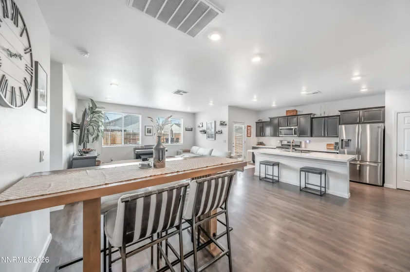 6443 June Bug, Sparks, Nevada 89436, 3 Bedrooms Bedrooms, ,2 BathroomsBathrooms,Residential,Residential,June Bug,260001730