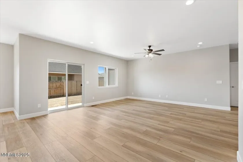 815 Great Basin, Fallon, Nevada 89406, 3 Bedrooms Bedrooms, ,2 BathroomsBathrooms,Residential,Residential,Great Basin,250057519