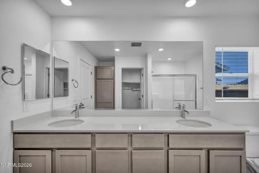 251 Misty, Dayton, Nevada 89403, 3 Bedrooms Bedrooms, ,2 BathroomsBathrooms,Residential,Residential,Misty,260001734