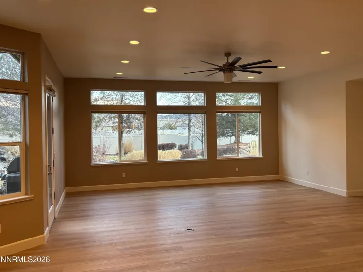 12020 Ocean View, Sparks, Nevada 89441, 5 Bedrooms Bedrooms, ,4 BathroomsBathrooms,Residential,Residential,Ocean View,260001736