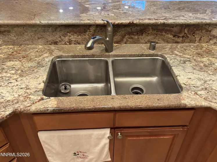 12020 Ocean View, Sparks, Nevada 89441, 5 Bedrooms Bedrooms, ,4 BathroomsBathrooms,Residential,Residential,Ocean View,260001736