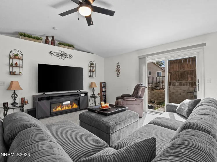 1921 Driver, Fernley, Nevada 89408, 3 Bedrooms Bedrooms, ,2 BathroomsBathrooms,Residential,Residential,Driver,260001737