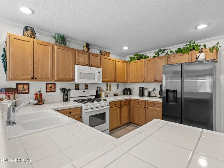 1921 Driver, Fernley, Nevada 89408, 3 Bedrooms Bedrooms, ,2 BathroomsBathrooms,Residential,Residential,Driver,260001737