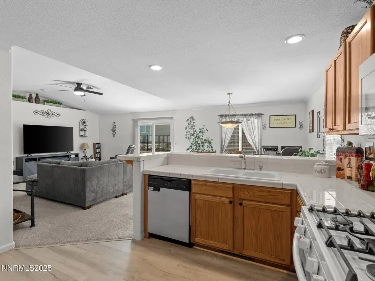 1921 Driver, Fernley, Nevada 89408, 3 Bedrooms Bedrooms, ,2 BathroomsBathrooms,Residential,Residential,Driver,260001737