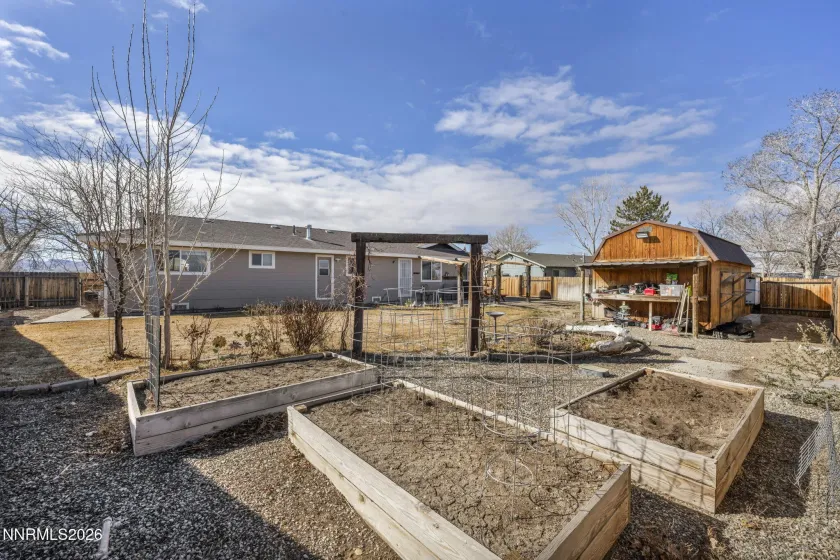 11 Penrose, Yerington, Nevada 89447, 3 Bedrooms Bedrooms, ,2 BathroomsBathrooms,Residential,Residential,Penrose,260001742