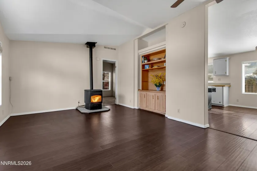 3620 Esmeralda, Washoe Valley, Nevada 89704, 3 Bedrooms Bedrooms, ,2 BathroomsBathrooms,Residential,Residential,Esmeralda,260001756