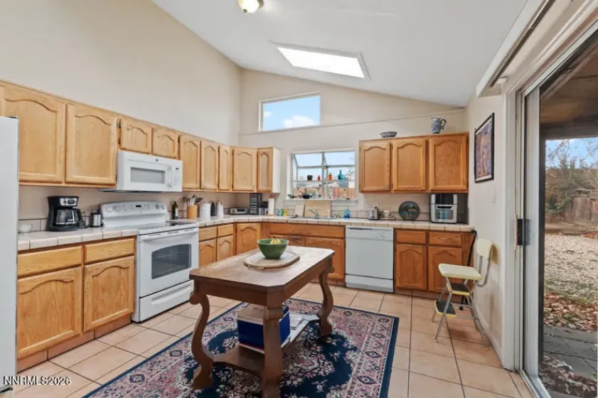 136 York, Sparks, Nevada 89431, 3 Bedrooms Bedrooms, ,2 BathroomsBathrooms,Residential,Residential,York,260001757