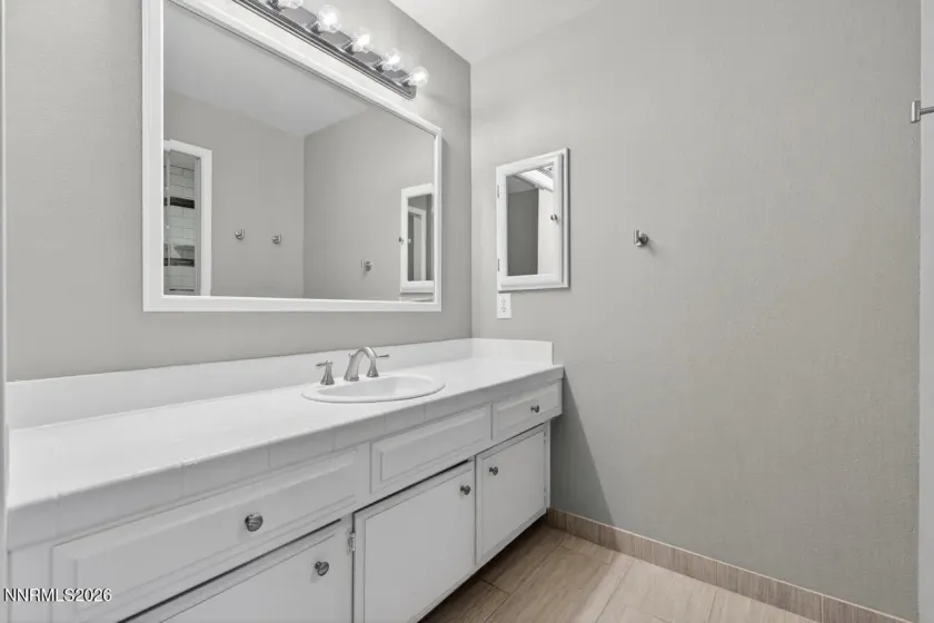 2016 Branch, Reno, Nevada 89509, 2 Bedrooms Bedrooms, ,3 BathroomsBathrooms,Residential,Residential,Branch,260001758