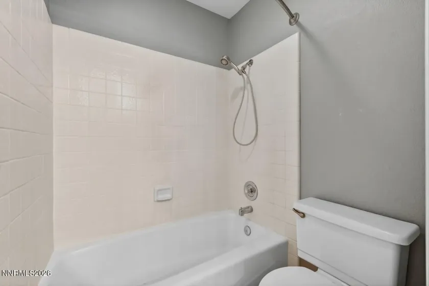 2016 Branch, Reno, Nevada 89509, 2 Bedrooms Bedrooms, ,3 BathroomsBathrooms,Residential,Residential,Branch,260001758