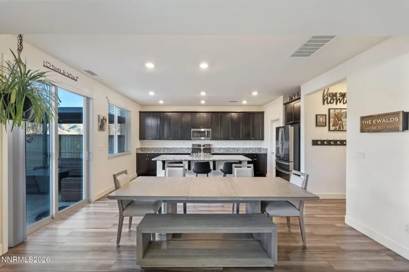 9764 Quartette, Reno, Nevada 89521, 3 Bedrooms Bedrooms, ,3 BathroomsBathrooms,Residential,Residential,Quartette,260001762