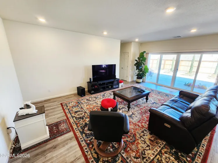 7962 Flint Springs, Sun Valley, Nevada 89433, 4 Bedrooms Bedrooms, ,2 BathroomsBathrooms,Residential,Residential,Flint Springs,260001765