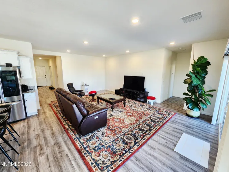 7962 Flint Springs, Sun Valley, Nevada 89433, 4 Bedrooms Bedrooms, ,2 BathroomsBathrooms,Residential,Residential,Flint Springs,260001765