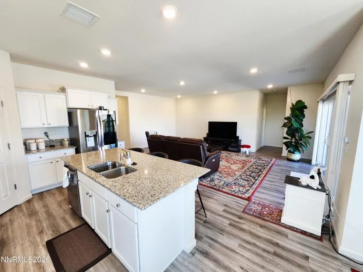 7962 Flint Springs, Sun Valley, Nevada 89433, 4 Bedrooms Bedrooms, ,2 BathroomsBathrooms,Residential,Residential,Flint Springs,260001765