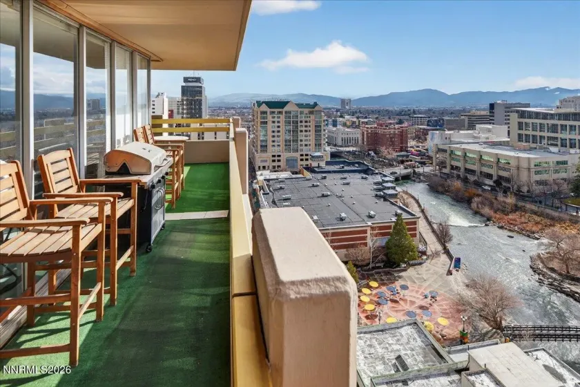 100 Arlington, Reno, Nevada 89501, 2 Bedrooms Bedrooms, ,2 BathroomsBathrooms,Residential,Residential,Arlington,260001767