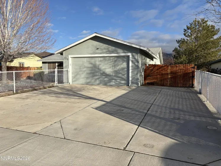 520 V & T, Dayton, Nevada 89403, 3 Bedrooms Bedrooms, ,2 BathroomsBathrooms,Residential,Residential,V & T,260001770