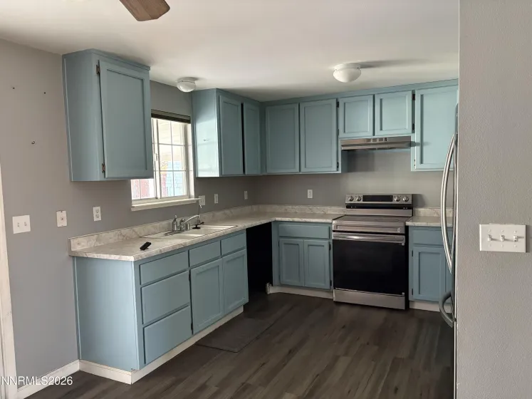 520 V & T, Dayton, Nevada 89403, 3 Bedrooms Bedrooms, ,2 BathroomsBathrooms,Residential,Residential,V & T,260001770