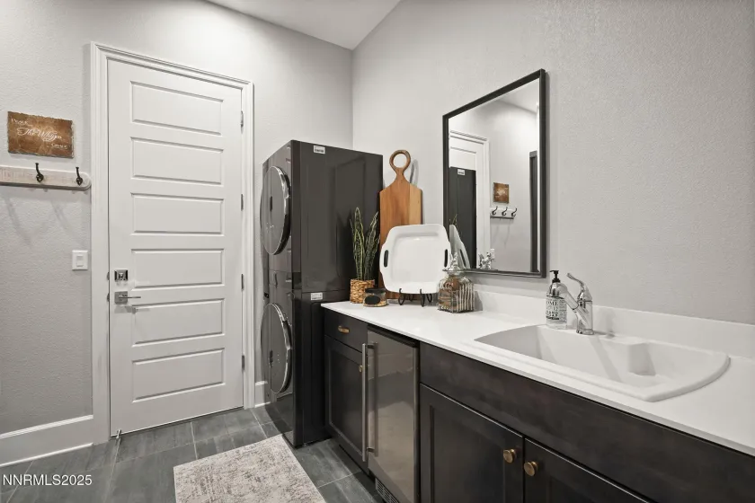 9028 Iron Sky, Reno, Nevada 89523, 5 Bedrooms Bedrooms, ,6 BathroomsBathrooms,Residential,Residential,Iron Sky,260001772